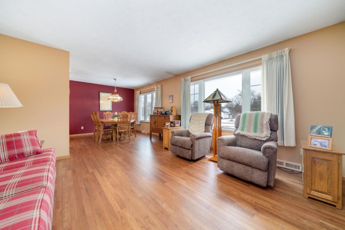 6395 Greystone, ROSCOE, Illinois 61073, 3 Bedrooms Bedrooms, ,2 BathroomsBathrooms,House,For Sale,Greystone,202600721