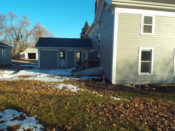 402 Main, WARREN, Illinois 61087, 3 Bedrooms Bedrooms, ,1 BathroomBathrooms,House,For Sale,Main,202600723