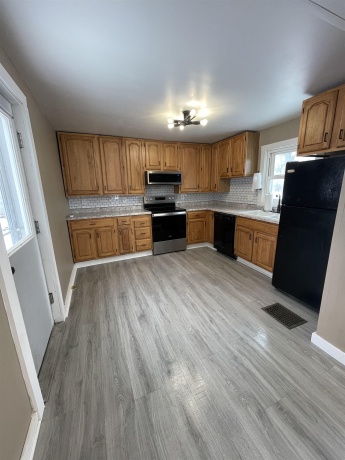 402 Main, WARREN, Illinois 61087, 3 Bedrooms Bedrooms, ,1 BathroomBathrooms,House,For Sale,Main,202600723