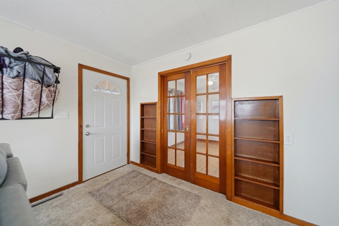 1215 20th, ROCK FALLS, Illinois 61071, 2 Bedrooms Bedrooms, ,1 BathroomBathrooms,House,For Sale,20th,202600725