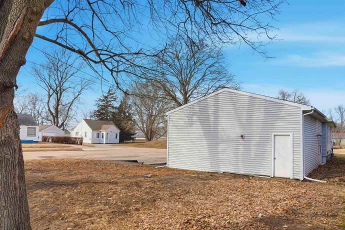 1215 20th, ROCK FALLS, Illinois 61071, 2 Bedrooms Bedrooms, ,1 BathroomBathrooms,House,For Sale,20th,202600725