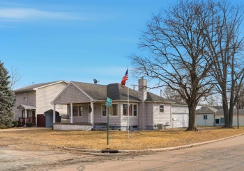 1215 20th, ROCK FALLS, Illinois 61071, 2 Bedrooms Bedrooms, ,1 BathroomBathrooms,House,For Sale,20th,202600725