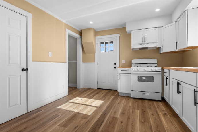 502 Pearl Street, ROCKFORD, Illinois 61104, ,2 Units,For Sale,Pearl Street,202600729