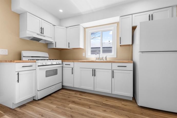 502 Pearl Street, ROCKFORD, Illinois 61104, ,2 Units,For Sale,Pearl Street,202600729