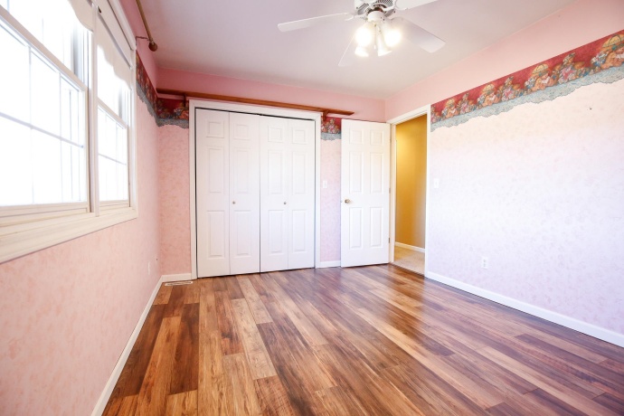 376 Kilgore, DIXON, Illinois 61021, 3 Bedrooms Bedrooms, ,2 BathroomsBathrooms,House,For Sale,Kilgore,202600731