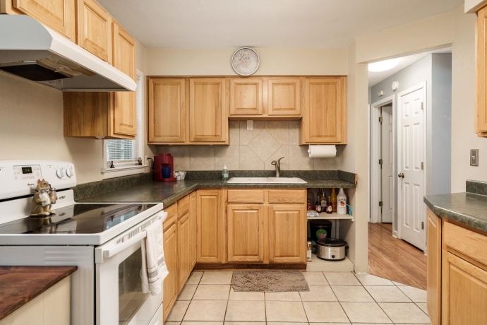 1908 Melrose, ROCKFORD, Illinois 61103, 3 Bedrooms Bedrooms, ,1 BathroomBathrooms,House,For Sale,Melrose,202600735