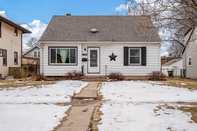 1908 Melrose, ROCKFORD, Illinois 61103, 3 Bedrooms Bedrooms, ,1 BathroomBathrooms,House,For Sale,Melrose,202600735