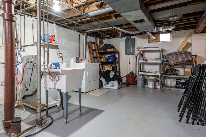 1908 Melrose, ROCKFORD, Illinois 61103, 3 Bedrooms Bedrooms, ,1 BathroomBathrooms,House,For Sale,Melrose,202600735