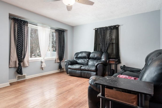 1908 Melrose, ROCKFORD, Illinois 61103, 3 Bedrooms Bedrooms, ,1 BathroomBathrooms,House,For Sale,Melrose,202600735