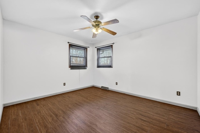 3482 ROCKVIEW, ROCKFORD, Illinois 61109, 3 Bedrooms Bedrooms, ,1 BathroomBathrooms,House,For Sale,ROCKVIEW,202600738