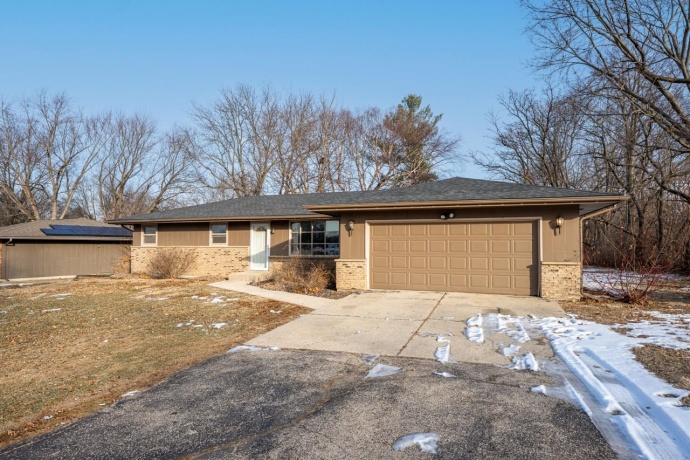 3482 ROCKVIEW, ROCKFORD, Illinois 61109, 3 Bedrooms Bedrooms, ,1 BathroomBathrooms,House,For Sale,ROCKVIEW,202600738