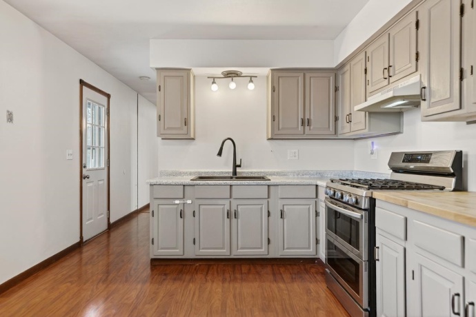 3482 ROCKVIEW, ROCKFORD, Illinois 61109, 3 Bedrooms Bedrooms, ,1 BathroomBathrooms,House,For Sale,ROCKVIEW,202600738