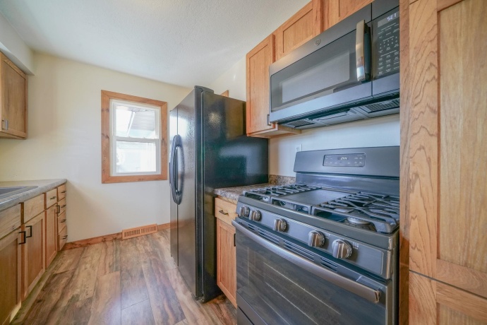 801 Fulton, POLO, Illinois 61064, 2 Bedrooms Bedrooms, ,1 BathroomBathrooms,House,For Sale,Fulton,202600739