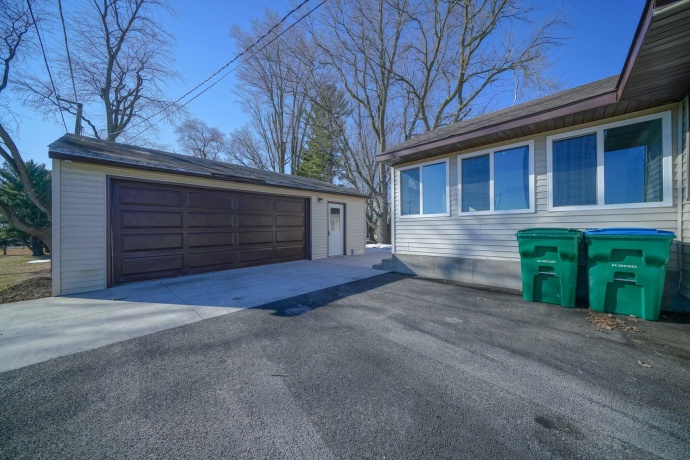 801 Fulton, POLO, Illinois 61064, 2 Bedrooms Bedrooms, ,1 BathroomBathrooms,House,For Sale,Fulton,202600739