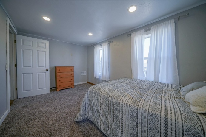 302 Prairie, POLO, Illinois 61064, 3 Bedrooms Bedrooms, ,2 BathroomsBathrooms,House,For Sale,Prairie,202600740