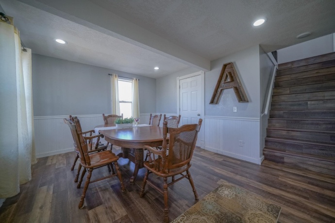 302 Prairie, POLO, Illinois 61064, 3 Bedrooms Bedrooms, ,2 BathroomsBathrooms,House,For Sale,Prairie,202600740