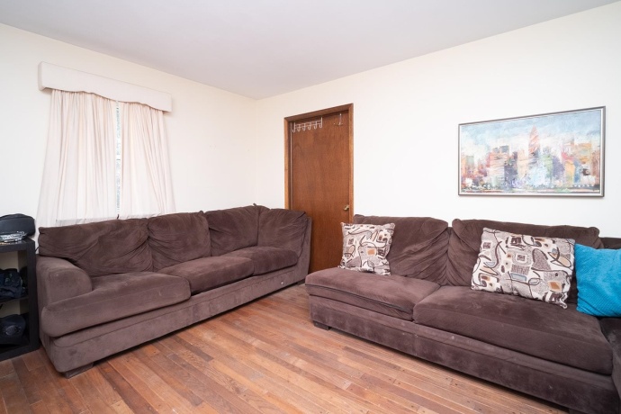 1926 Valencia, ROCKFORD, Illinois 61108, 4 Bedrooms Bedrooms, ,3 BathroomsBathrooms,House,For Sale,Valencia,202600742