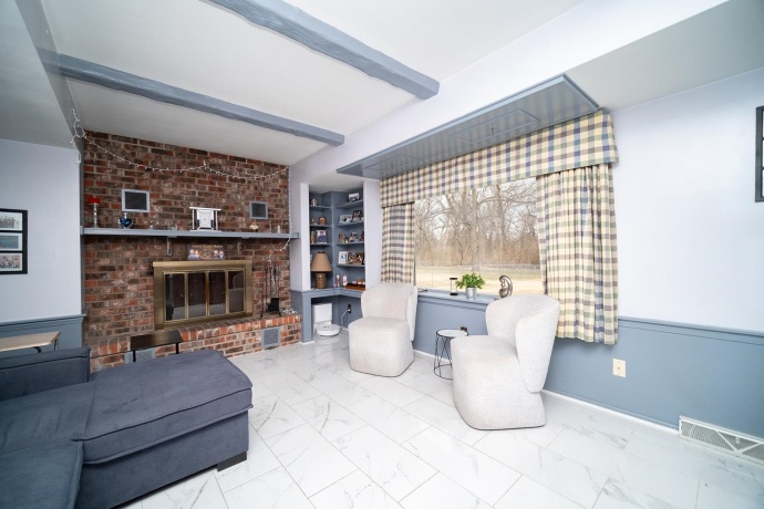 1926 Valencia, ROCKFORD, Illinois 61108, 4 Bedrooms Bedrooms, ,3 BathroomsBathrooms,House,For Sale,Valencia,202600742