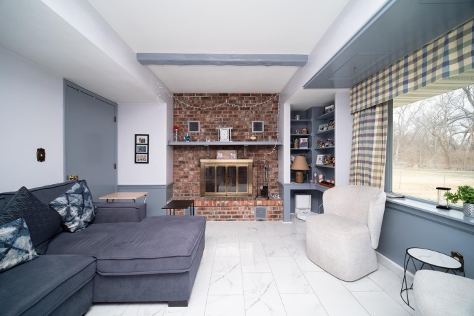 1926 Valencia, ROCKFORD, Illinois 61108, 4 Bedrooms Bedrooms, ,3 BathroomsBathrooms,House,For Sale,Valencia,202600742