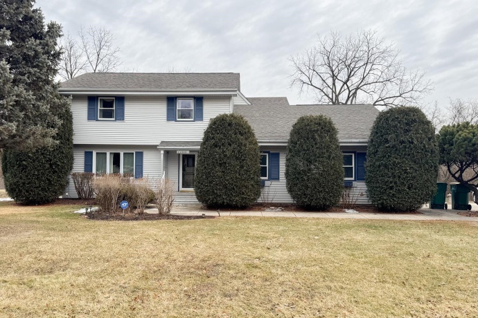 1926 Valencia, ROCKFORD, Illinois 61108, 4 Bedrooms Bedrooms, ,3 BathroomsBathrooms,House,For Sale,Valencia,202600742