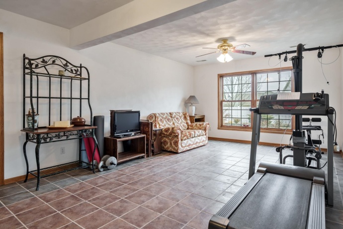 9293 Forest Ridge Dr., ROSCOE, Illinois 61073, 3 Bedrooms Bedrooms, ,2 BathroomsBathrooms,House,For Sale,Forest Ridge Dr.,202600746