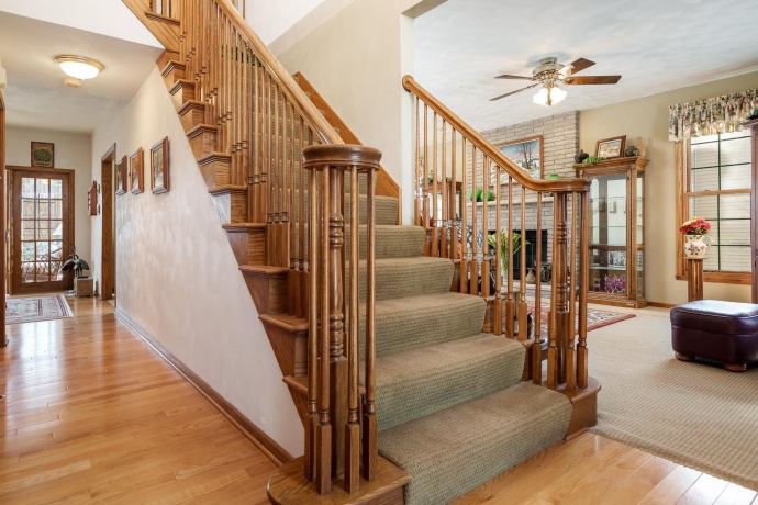 9293 Forest Ridge Dr., ROSCOE, Illinois 61073, 3 Bedrooms Bedrooms, ,2 BathroomsBathrooms,House,For Sale,Forest Ridge Dr.,202600746