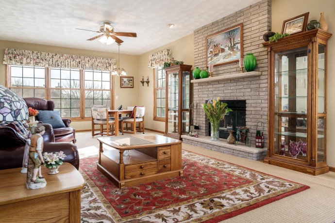 9293 Forest Ridge Dr., ROSCOE, Illinois 61073, 3 Bedrooms Bedrooms, ,2 BathroomsBathrooms,House,For Sale,Forest Ridge Dr.,202600746