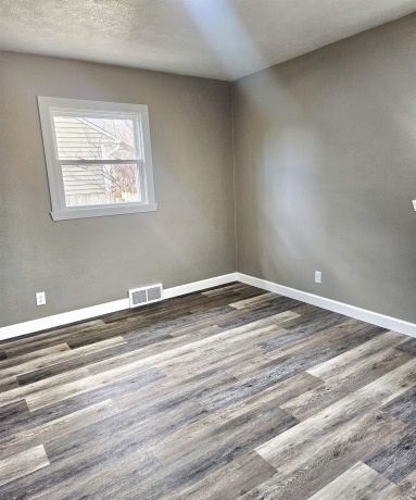 3216 Winnebago, ROCKFORD, Illinois 61103, 3 Bedrooms Bedrooms, ,1 BathroomBathrooms,House,For Sale,Winnebago,202600747