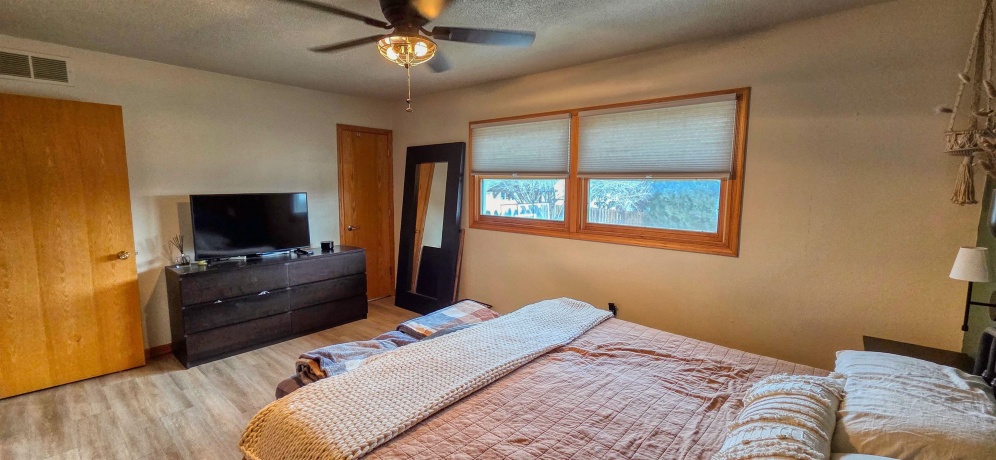 515 Hill, LANARK, Illinois 61046, 3 Bedrooms Bedrooms, ,1 BathroomBathrooms,House,For Sale,Hill,202600750