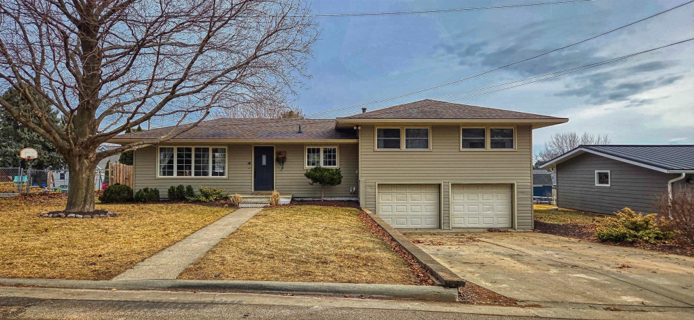 515 Hill, LANARK, Illinois 61046, 3 Bedrooms Bedrooms, ,1 BathroomBathrooms,House,For Sale,Hill,202600750