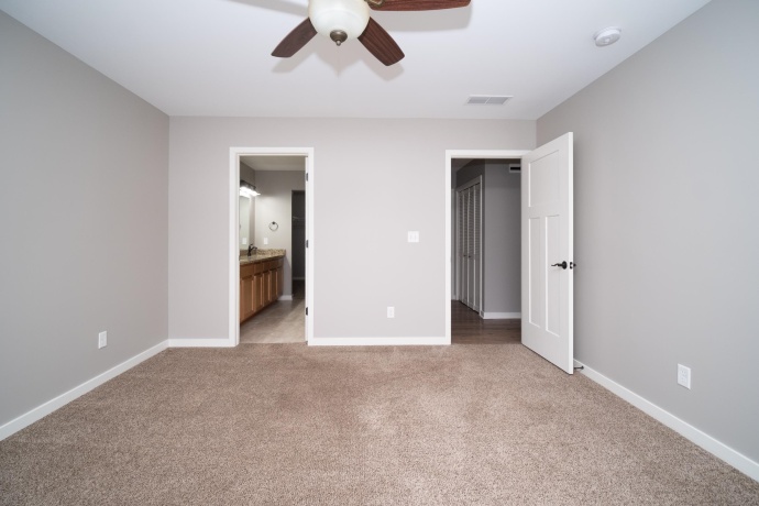 5616 Jackies, LOVES PARK, Illinois 61111, 3 Bedrooms Bedrooms, ,2 BathroomsBathrooms,Condominium,For Sale,Jackies,202600759