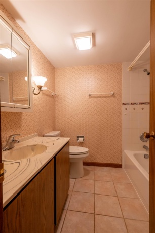 503 Center, MOUNT MORRIS, Illinois 61054, 3 Bedrooms Bedrooms, ,1 BathroomBathrooms,House,For Sale,Center,202600753