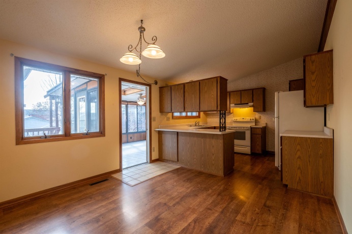 503 Center, MOUNT MORRIS, Illinois 61054, 3 Bedrooms Bedrooms, ,1 BathroomBathrooms,House,For Sale,Center,202600753