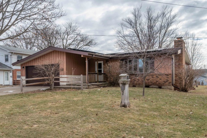 503 Center, MOUNT MORRIS, Illinois 61054, 3 Bedrooms Bedrooms, ,1 BathroomBathrooms,House,For Sale,Center,202600753