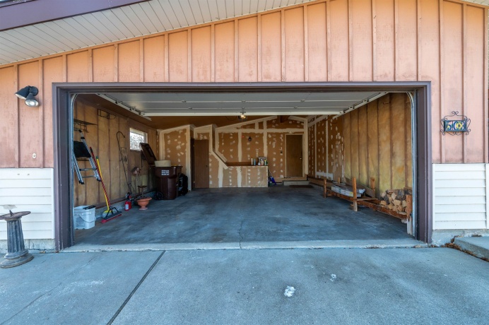 503 Center, MOUNT MORRIS, Illinois 61054, 3 Bedrooms Bedrooms, ,1 BathroomBathrooms,House,For Sale,Center,202600753