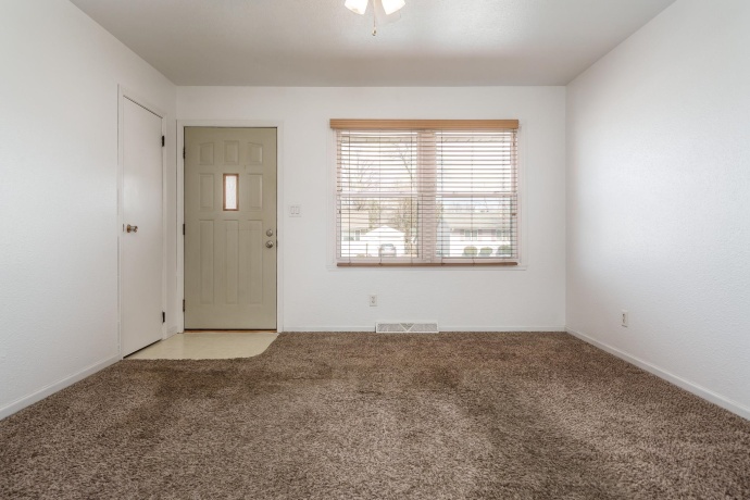 2009 Winters, LOVES PARK, Illinois 61111, 3 Bedrooms Bedrooms, ,1 BathroomBathrooms,House,For Sale,Winters,202600757