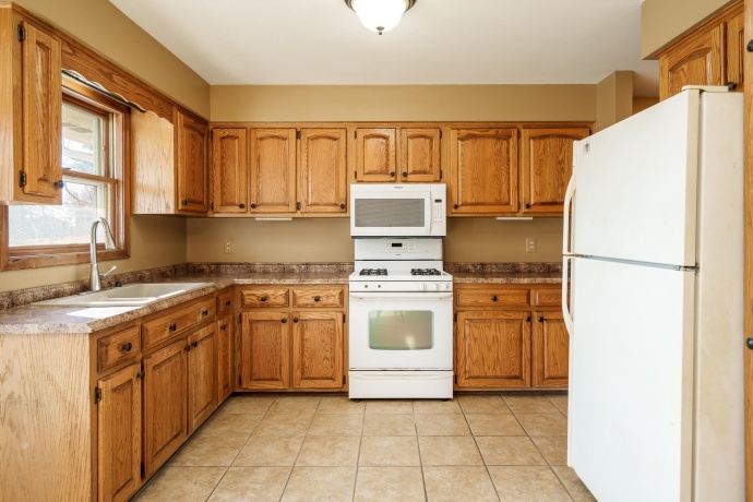 8699 GLACIER, BYRON, Illinois 61010, 3 Bedrooms Bedrooms, ,1 BathroomBathrooms,House,For Sale,GLACIER,202600758