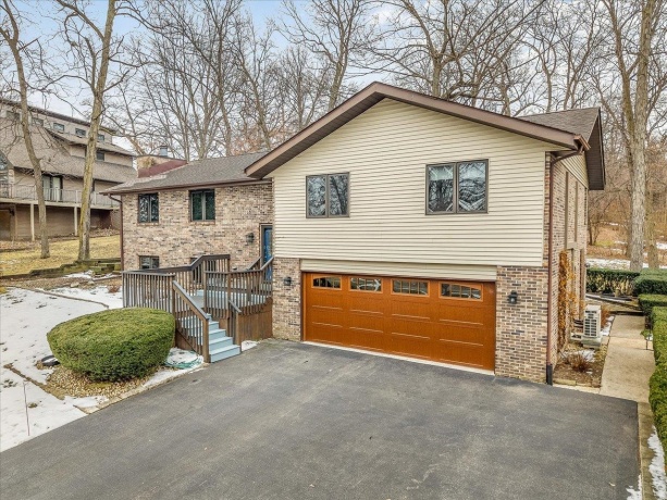 548 Baintree, LAKE SUMMERSET, Illinois 61019, 3 Bedrooms Bedrooms, ,3 BathroomsBathrooms,House,For Sale,Baintree,202600764