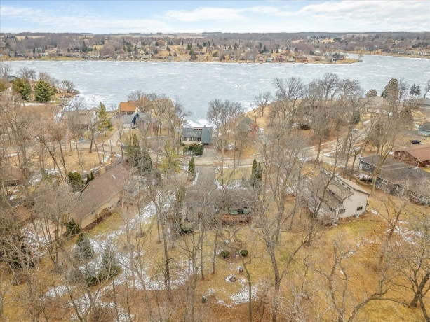 548 Baintree, LAKE SUMMERSET, Illinois 61019, 3 Bedrooms Bedrooms, ,3 BathroomsBathrooms,House,For Sale,Baintree,202600764