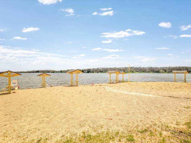 548 Baintree, LAKE SUMMERSET, Illinois 61019, 3 Bedrooms Bedrooms, ,3 BathroomsBathrooms,House,For Sale,Baintree,202600764