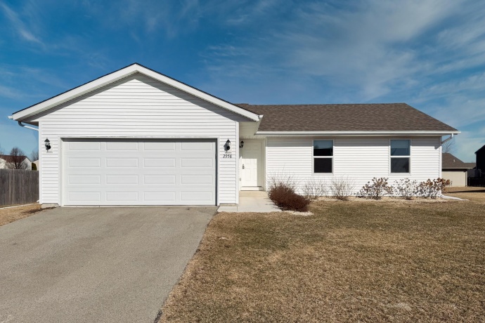 2958 Huntington, BELVIDERE, Illinois 61008, 3 Bedrooms Bedrooms, ,2 BathroomsBathrooms,House,For Sale,Huntington,202600766