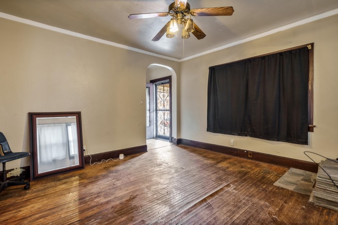 2207 7th, ROCKFORD, Illinois 61104, 2 Bedrooms Bedrooms, ,1 BathroomBathrooms,House,For Sale,7th,202600768