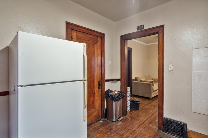 2207 7th, ROCKFORD, Illinois 61104, 2 Bedrooms Bedrooms, ,1 BathroomBathrooms,House,For Sale,7th,202600768