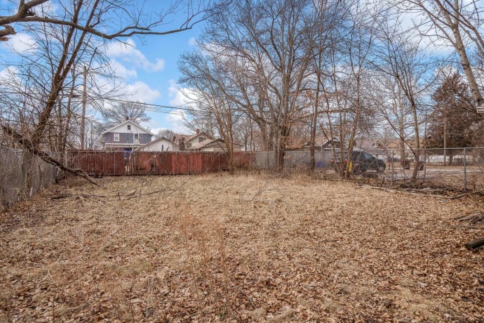 2207 7th, ROCKFORD, Illinois 61104, 2 Bedrooms Bedrooms, ,1 BathroomBathrooms,House,For Sale,7th,202600768