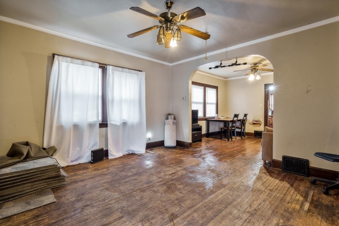 2207 7th, ROCKFORD, Illinois 61104, 2 Bedrooms Bedrooms, ,1 BathroomBathrooms,House,For Sale,7th,202600768