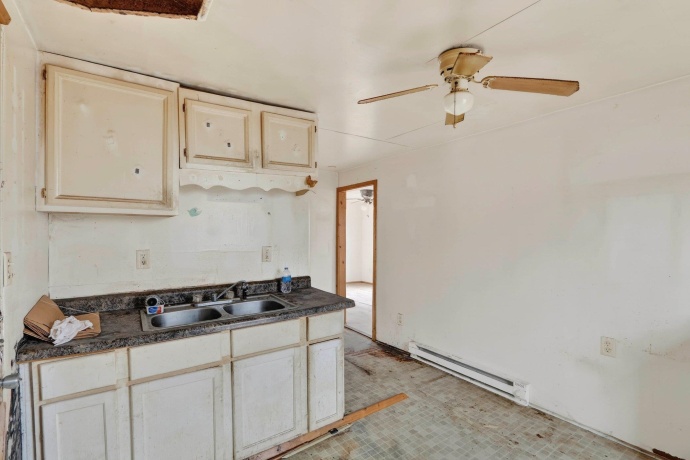 3136 Sewell, ROCKFORD, Illinois 61109, 2 Bedrooms Bedrooms, ,1 BathroomBathrooms,House,For Sale,Sewell,202600770