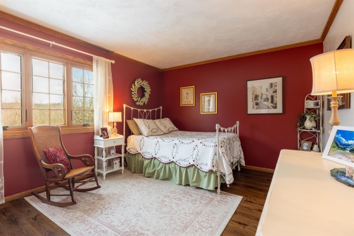 24 Butternut, GALENA, Illinois 61036, 5 Bedrooms Bedrooms, ,3 BathroomsBathrooms,House,For Sale,Butternut,202600771