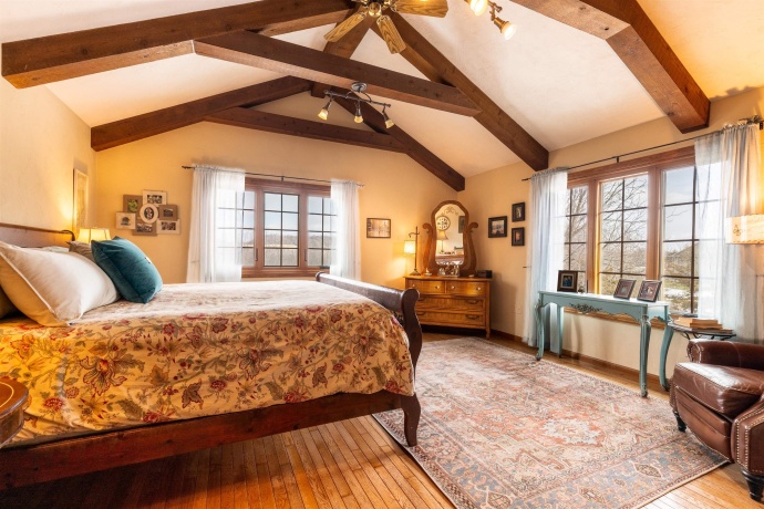 24 Butternut, GALENA, Illinois 61036, 5 Bedrooms Bedrooms, ,3 BathroomsBathrooms,House,For Sale,Butternut,202600771