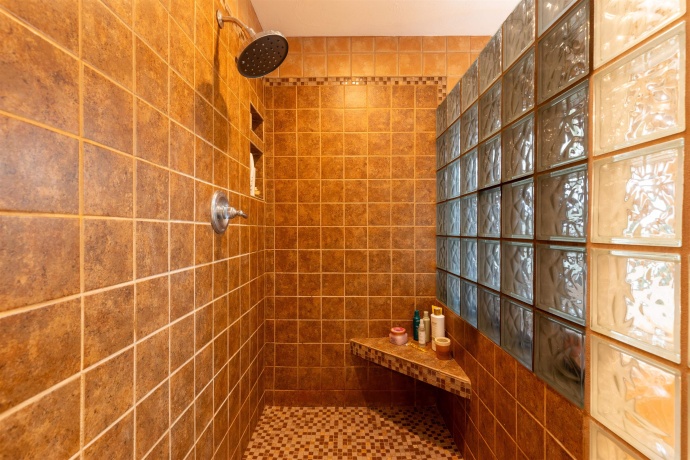 24 Butternut, GALENA, Illinois 61036, 5 Bedrooms Bedrooms, ,3 BathroomsBathrooms,House,For Sale,Butternut,202600771