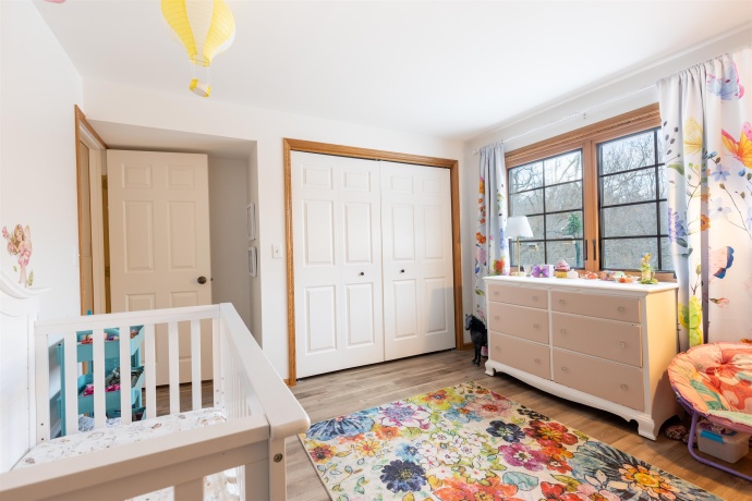 24 Butternut, GALENA, Illinois 61036, 5 Bedrooms Bedrooms, ,3 BathroomsBathrooms,House,For Sale,Butternut,202600771